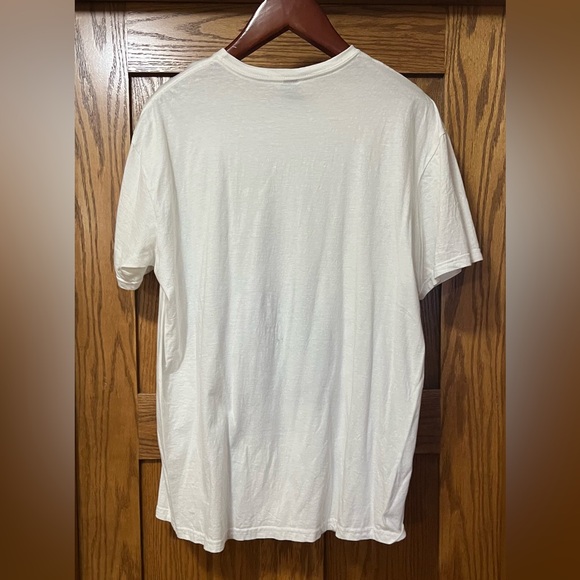 Brooks & Dunn Tee - Picture 2 of 3